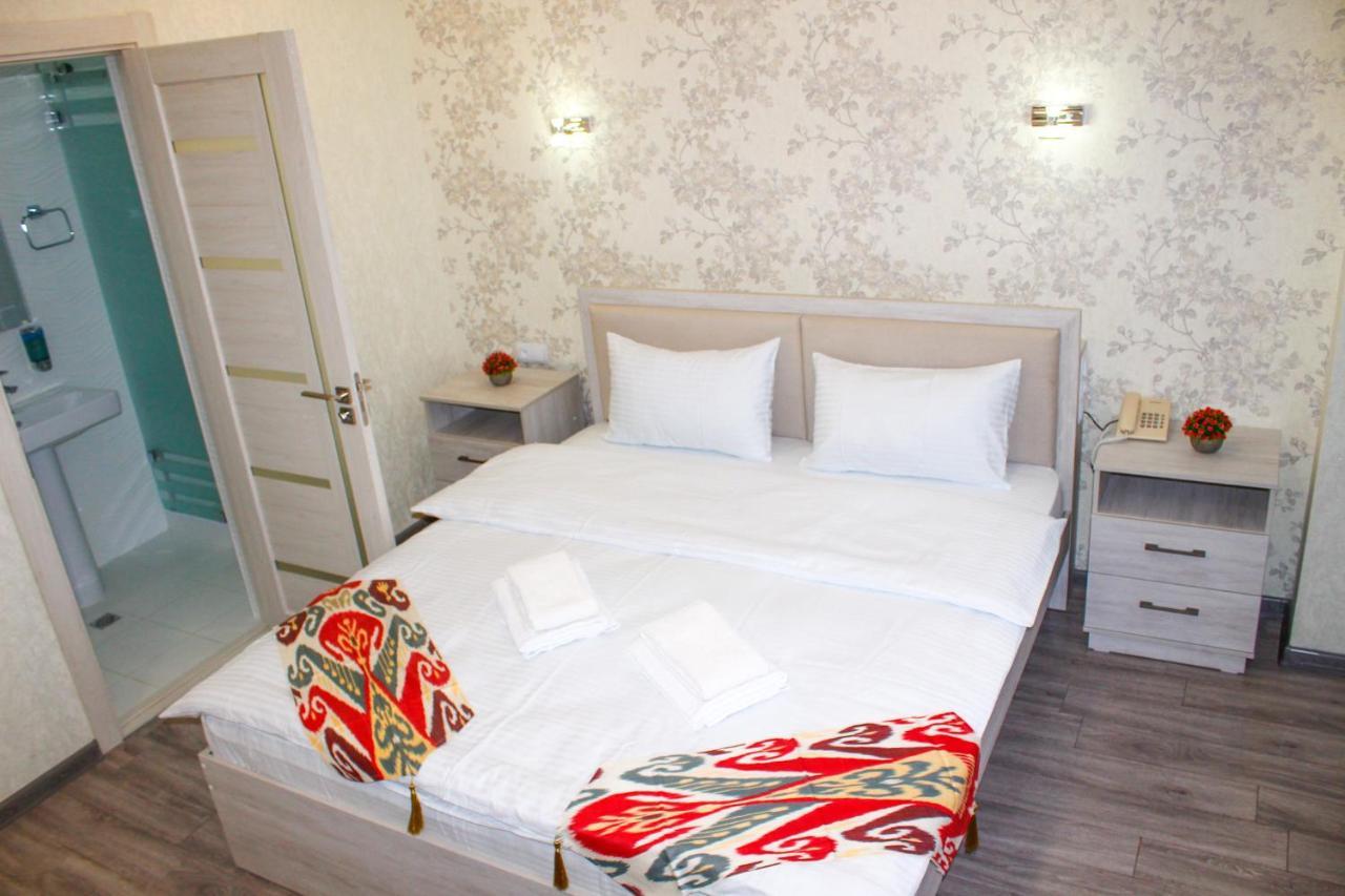 Hotel Taht Tasjkent Buitenkant foto
