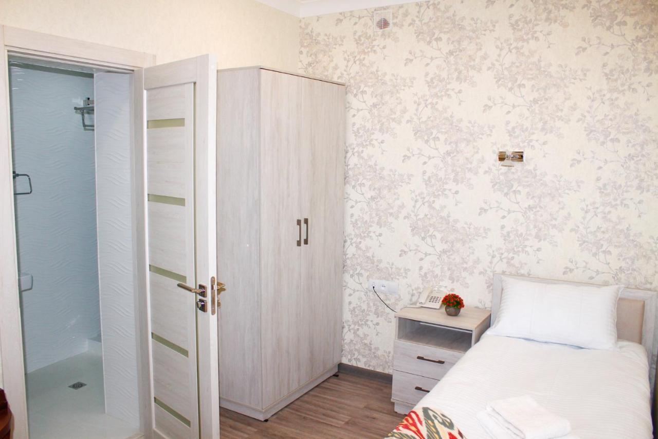 Hotel Taht Tasjkent Buitenkant foto